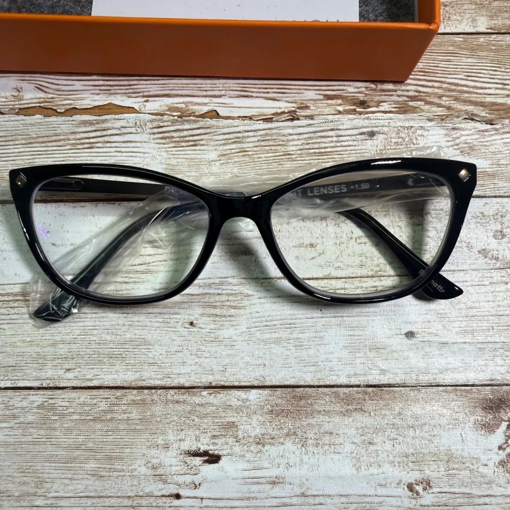 Gry Mattr Diligent Readers Women +1.50 Black Cat Eye Blue Light Glasses